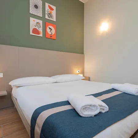 Appartement Xenia - Elegant In San Siro Area