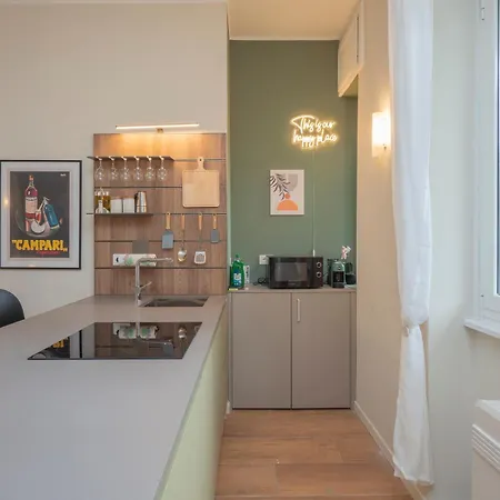 Xenia - Elegant In San Siro Area Apartment *